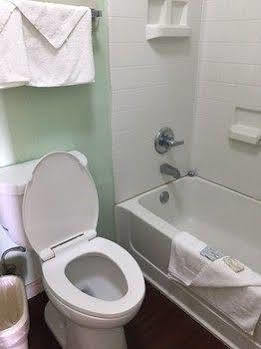 Coachway Inn Luling Extérieur photo